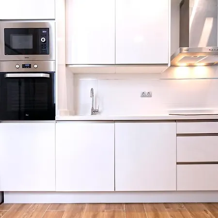 Genteel Recaredo Apartment *