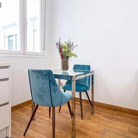 Genteel Recaredo Apartment *