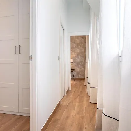 Genteel Recaredo Apartment *
